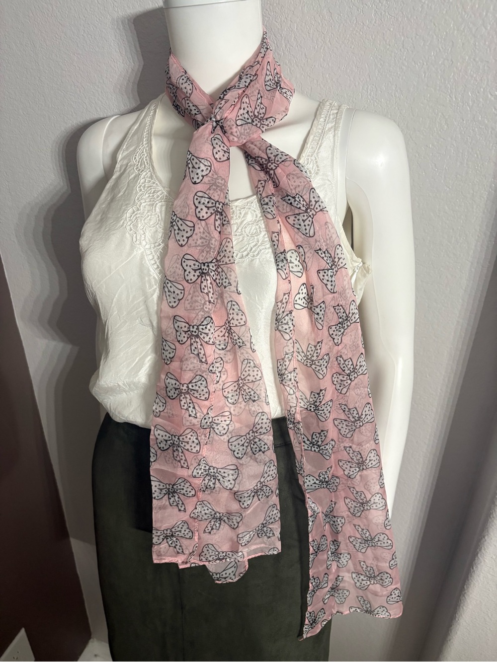 Pink Bow Print Lightweight Scarf - Women Accessories